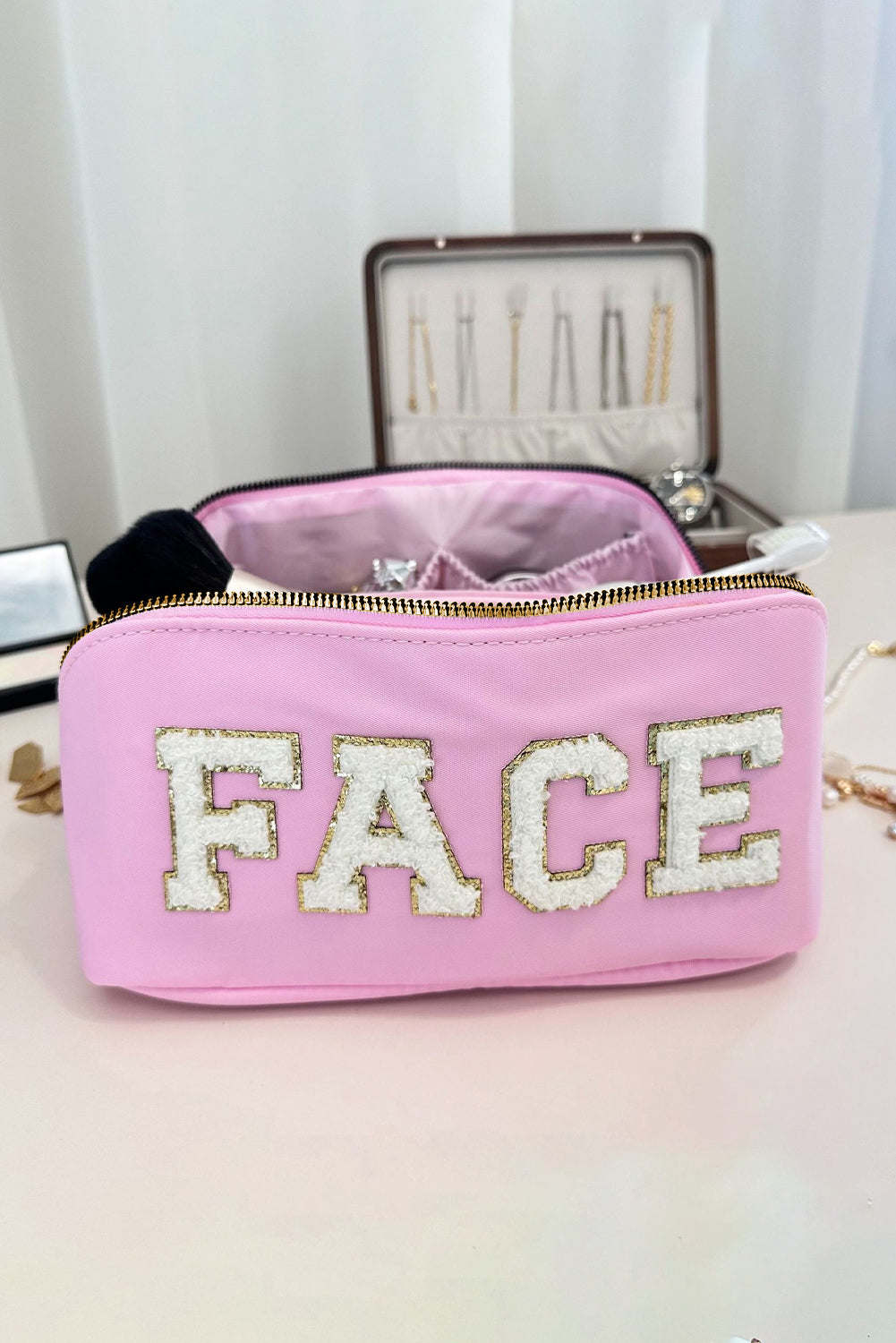 Pirouette Fuzzy FACE Graphic Zipper Portable Makeup Bag