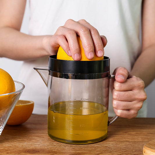 Manual Hand Squeezer Lime Press with Strainer Built-in Measuring Cup and Pitcher 500ml Citrus Lemon Orange Juicer