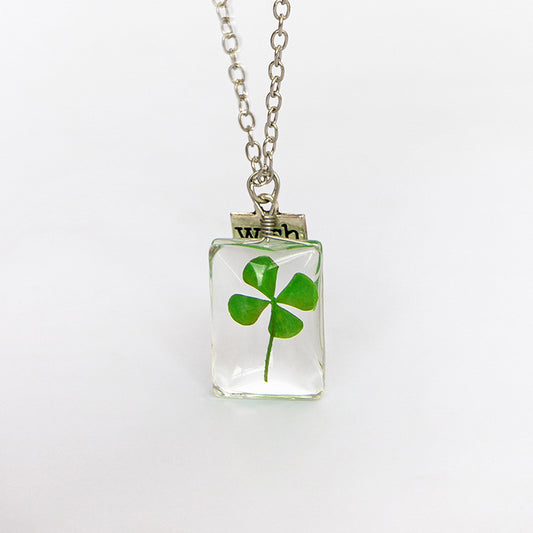 Botanical Specimen Four Leaf Clover Square Necklace Dried Flower Neck Chain Love And Luck Plant Jewelry For Women Girls Gift